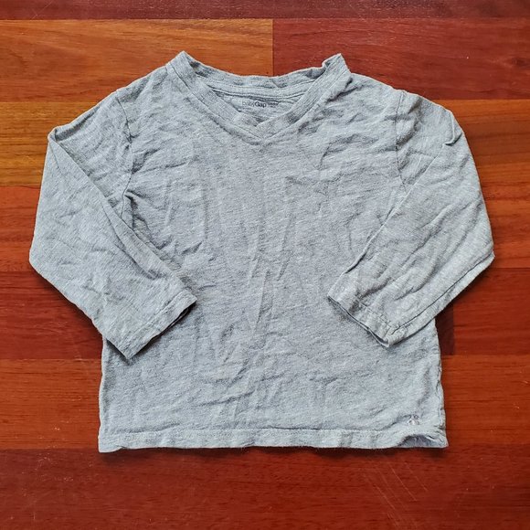Baby GAP Gray Long Sleeve V-Neck T-Shirt Size 3T - Picture 2 of 8